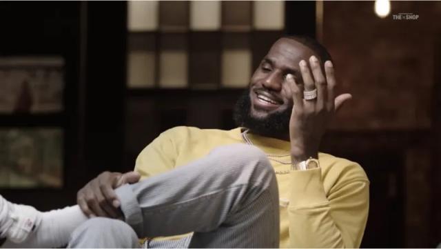 B体育app-詹姆斯：黑子只会纸上谈兵 骑士队曾缺少球队文化