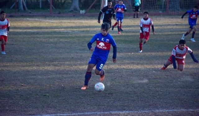 B体育平台-儿子本杰明打进漂亮进球 听父亲阿圭罗怎么评说！